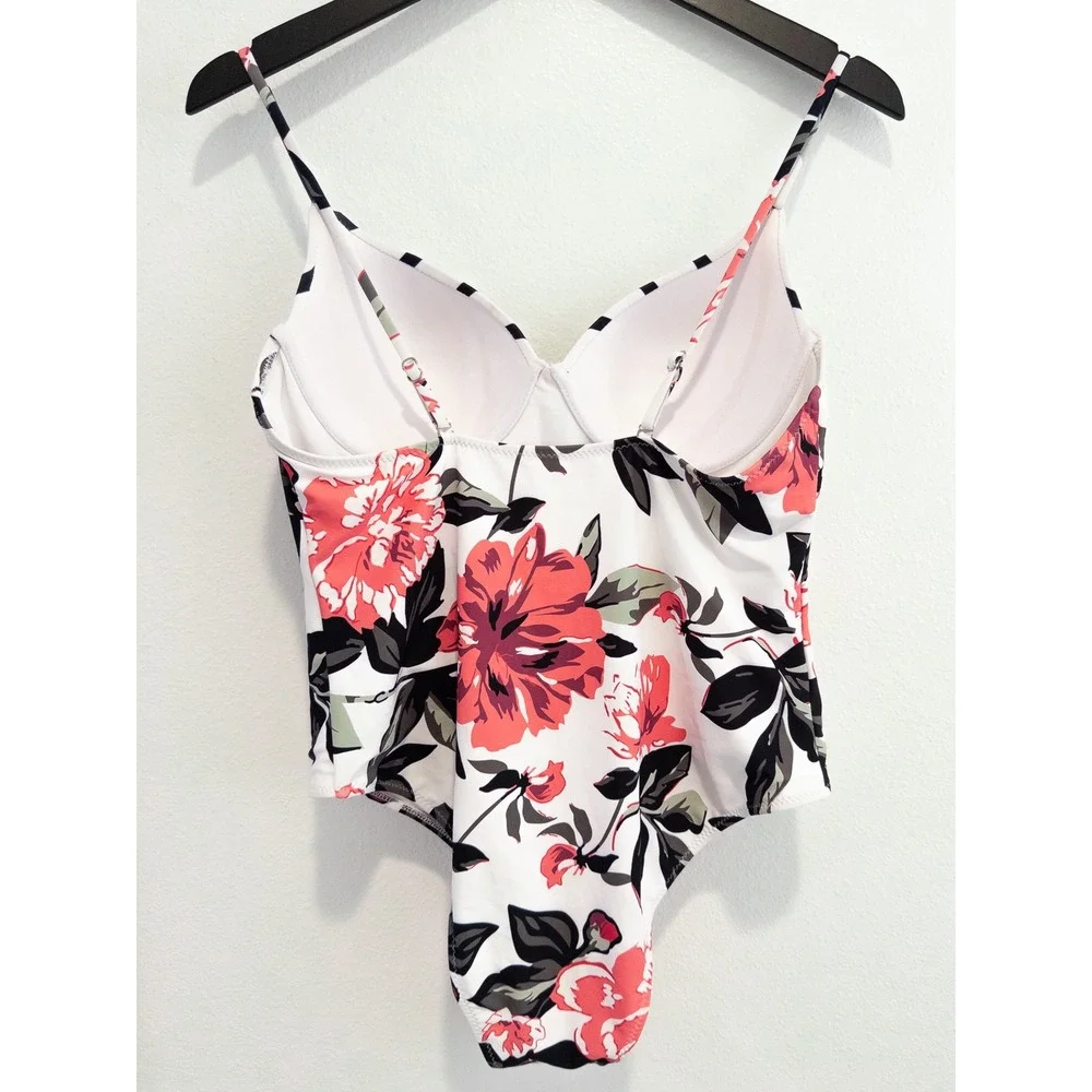 NWT Cupshe One Piece Swimsuit Women L Retro Romantic Pinup Girl Floral Swimwear